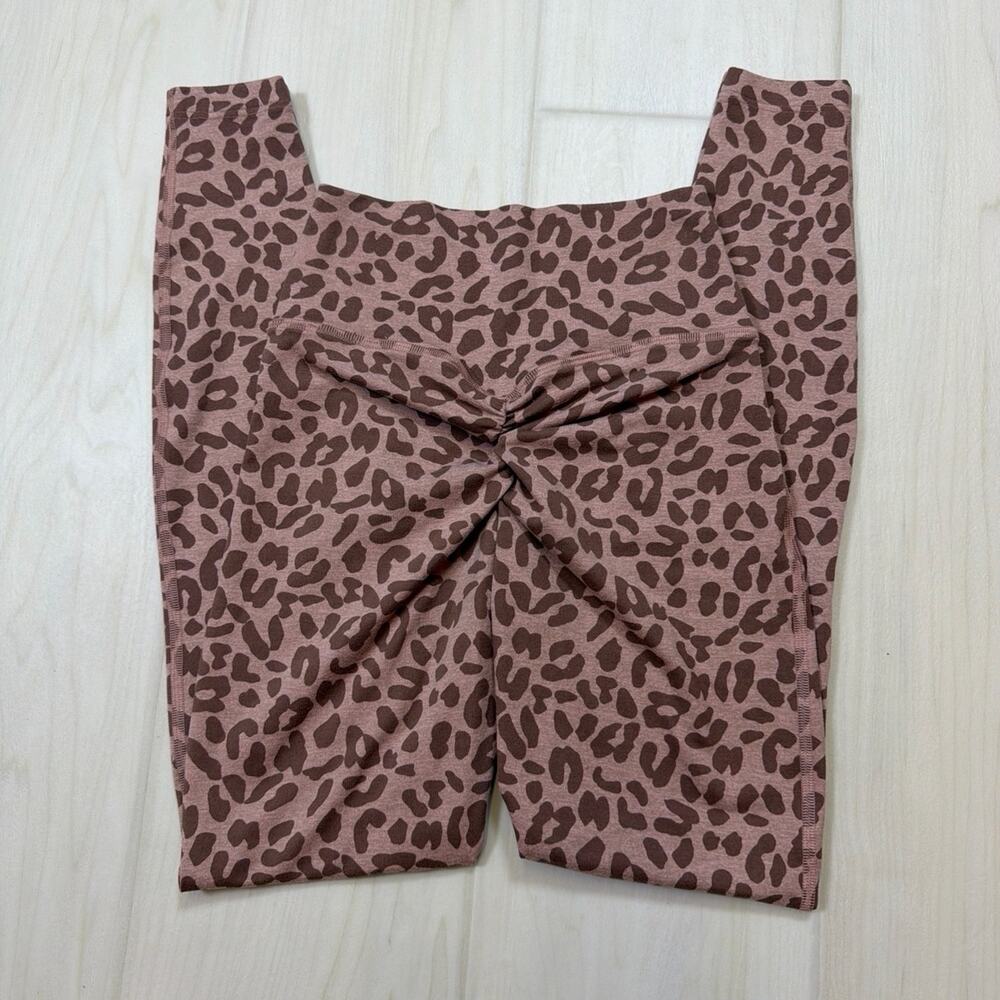 Bombshell Sportswear London Fog Cheetah Animal Print Scrunch Leggings Size XS - Picture 7 of 8